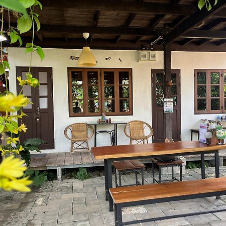 Krunou Baanpak Hotel Trat Bagian luar foto