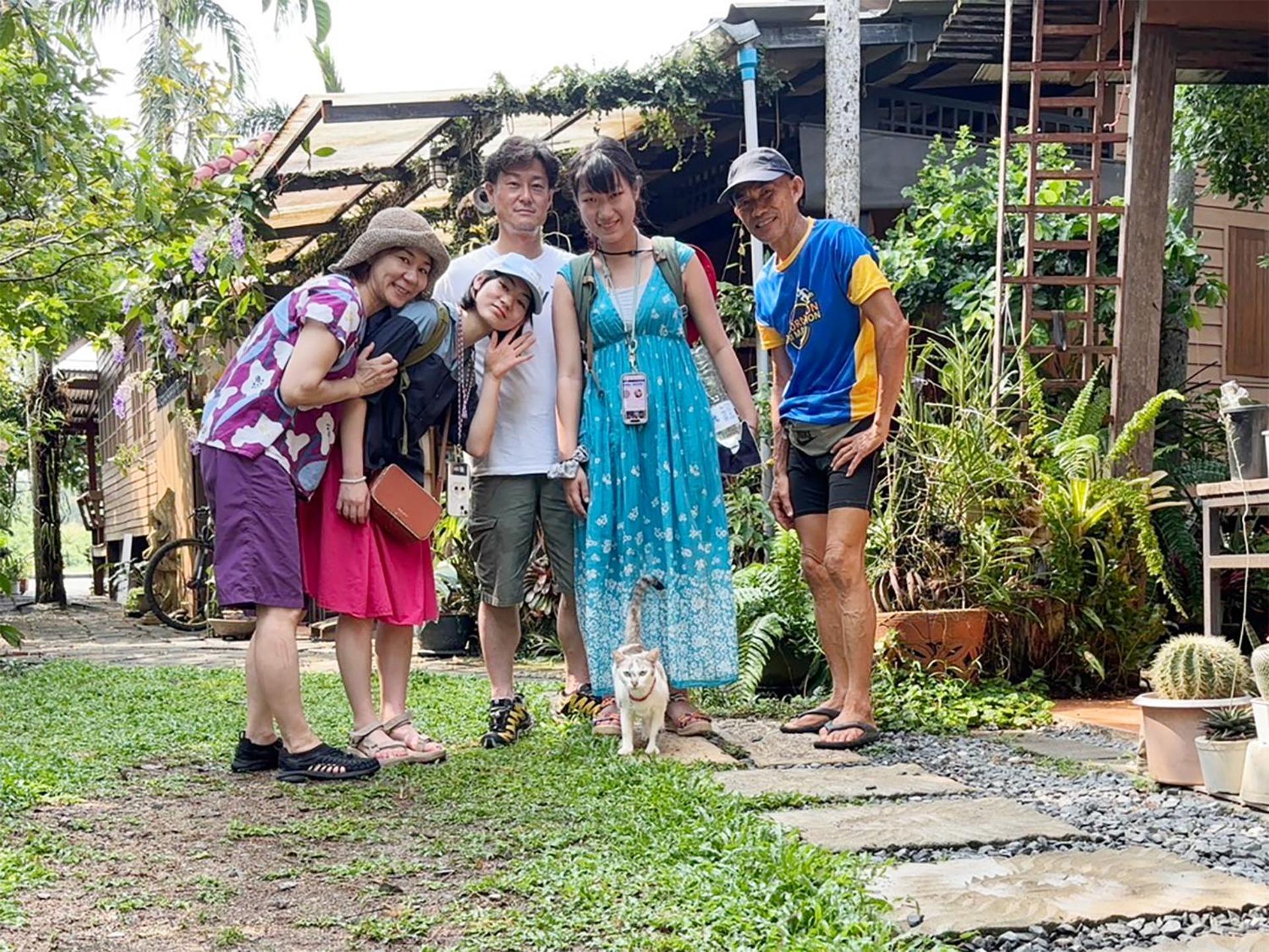 Krunou Baanpak Hotel Trat Bagian luar foto