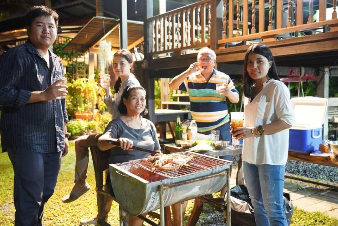 Krunou Baanpak Hotel Trat Bagian luar foto