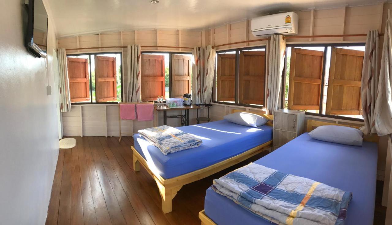 Krunou Baanpak Hotel Trat Bagian luar foto